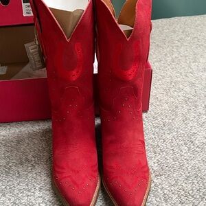 Dingo Hallmark by Opry Red Western Boots size 9